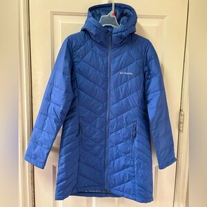 Columbia Heavenly long hooded jacket. Small in color Eve